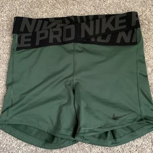 Nike Pro Intertwist Crossover shorts
